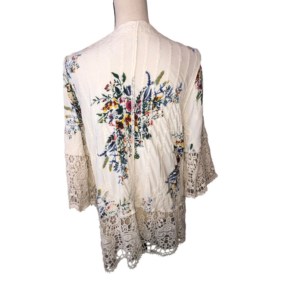 Solitaire Embroidered Kimono Size 1X Crochet Lace Cream Boho Festival Cottage - Picture 2 of 10